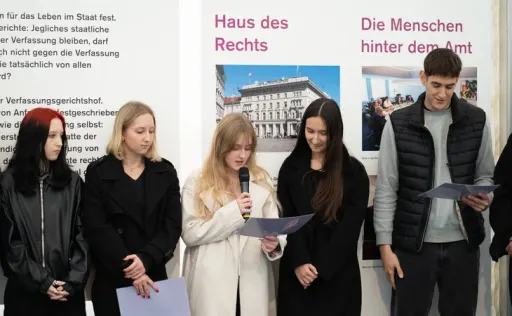 Poster for Verfassung im Dialog